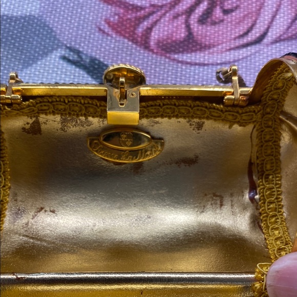 Stylish Black and Silver Crossbody Bag - Picture 2 of 5